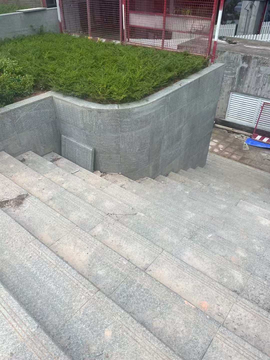 南充 芝麻黑火烧面铺装案例