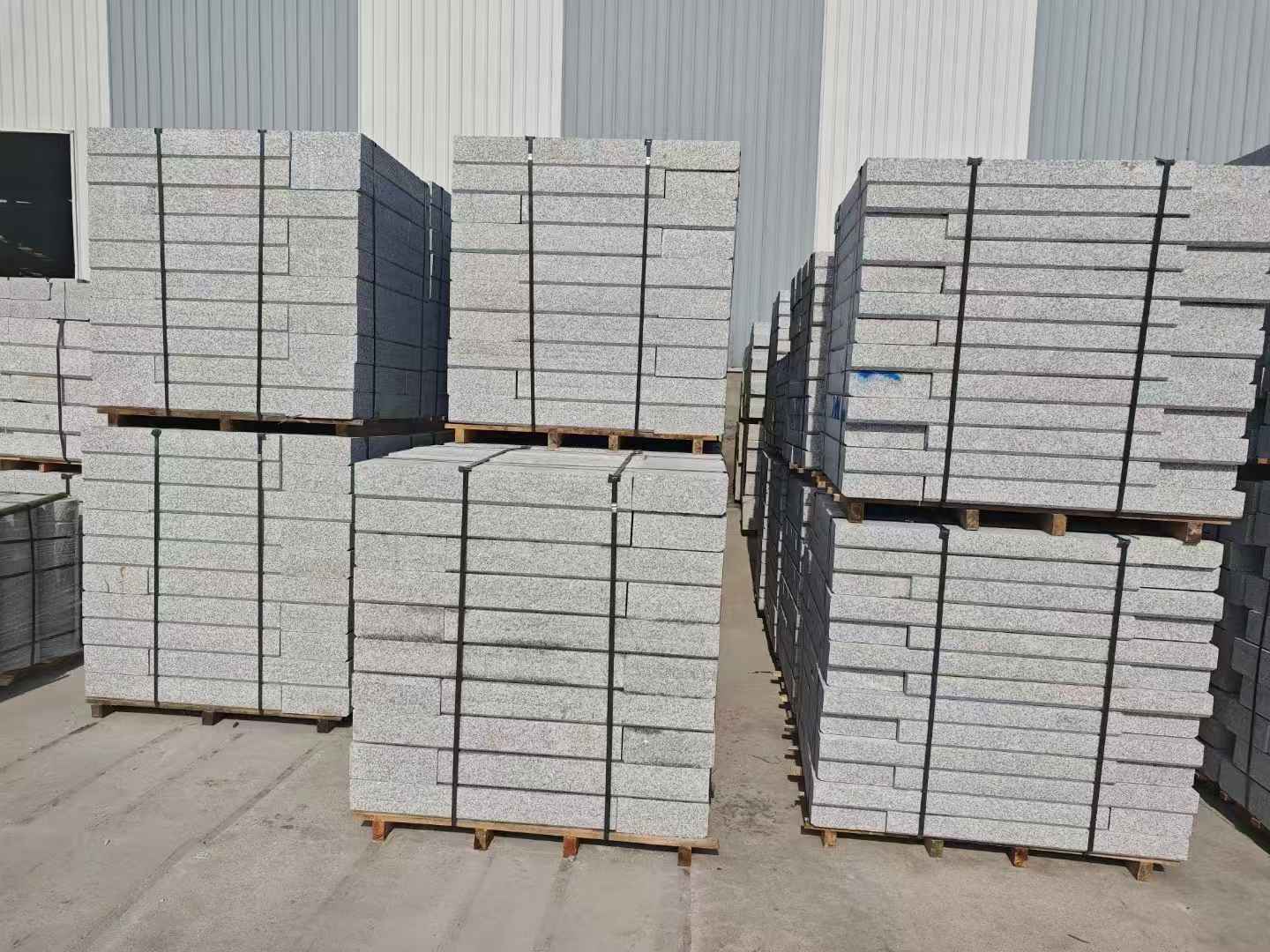南充 芙蓉白路沿石，价格便宜