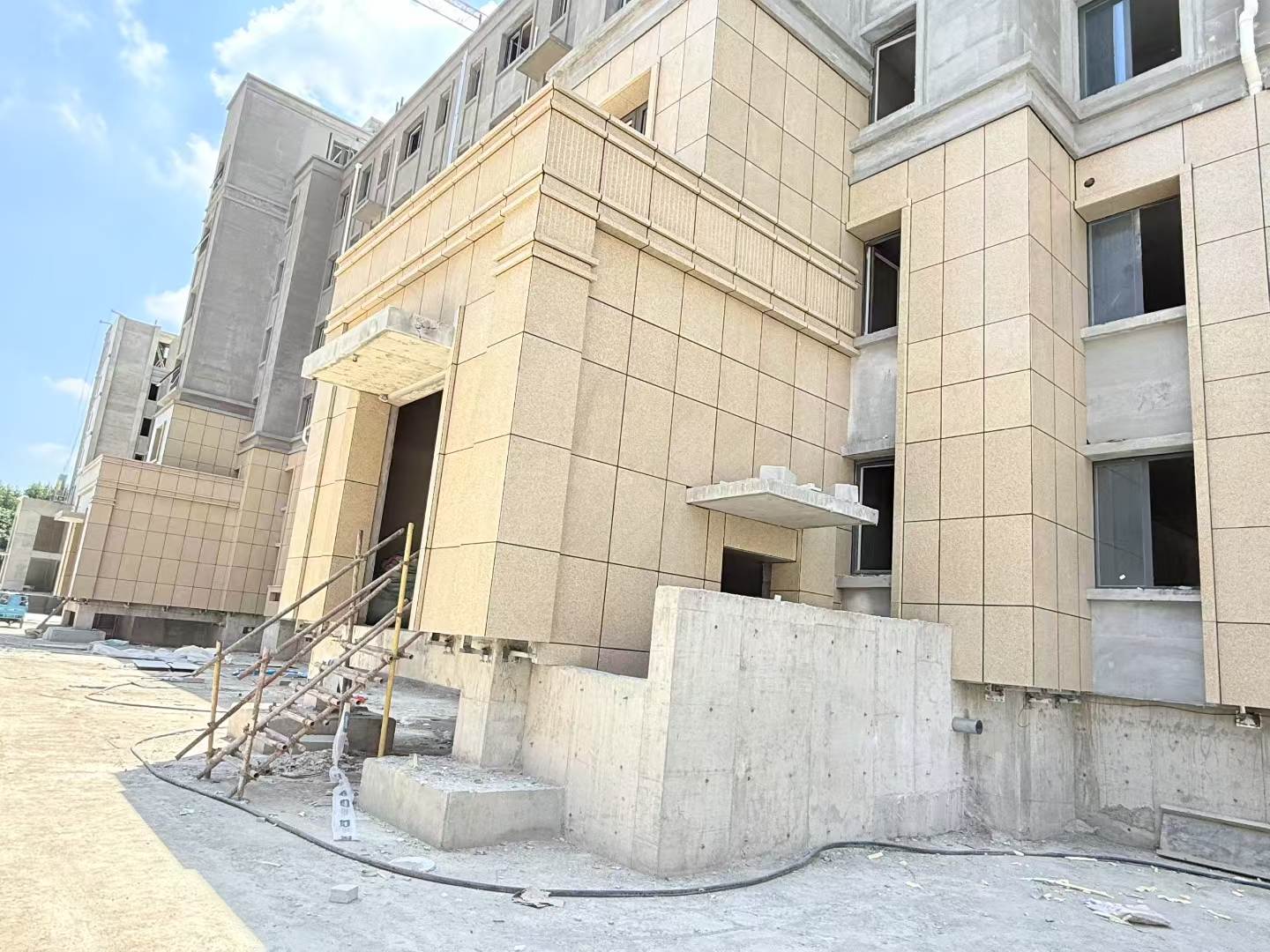 南充 黄金麻干挂，工地实拍