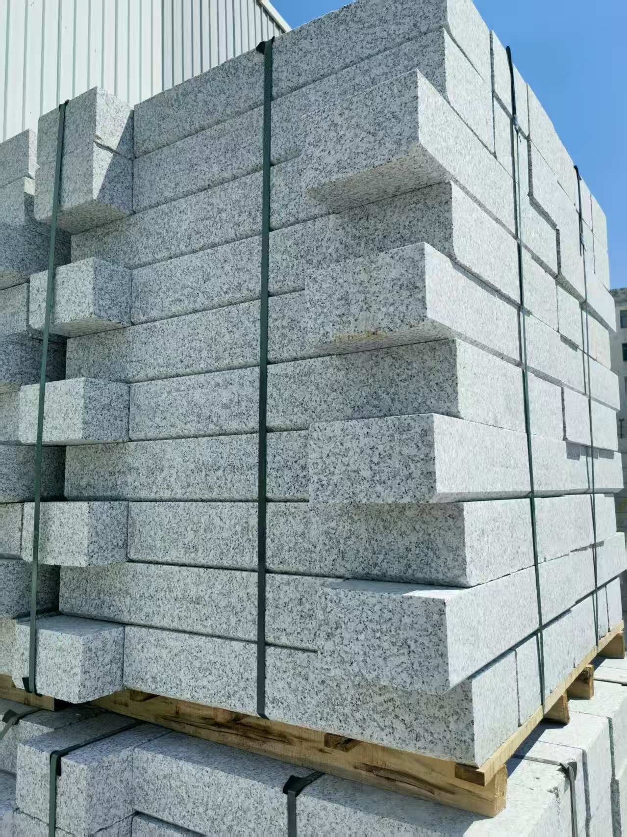南充 路沿石颜色均匀、尺寸标准