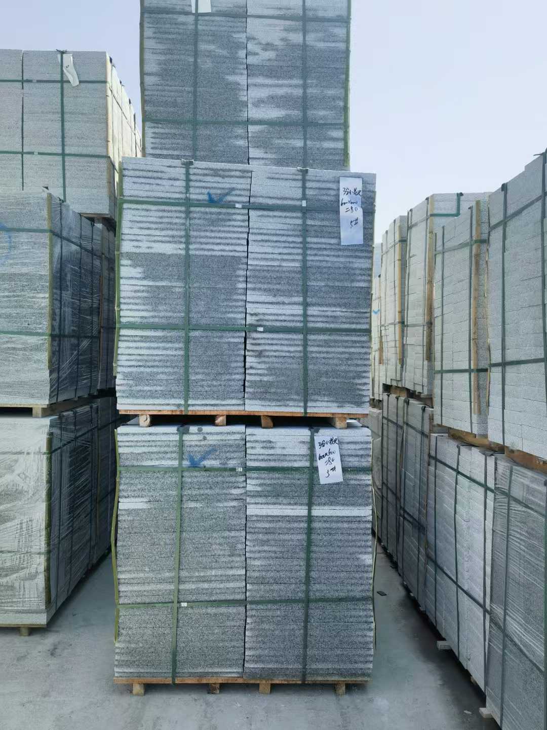 南充芝麻白地铺成品